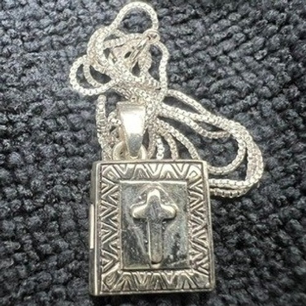 Vintage Sterling Silver Prayer Box Pendant Necklace Cross IBB Box Chain 18" 5.9g
